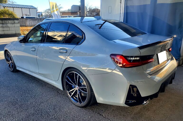 BMW