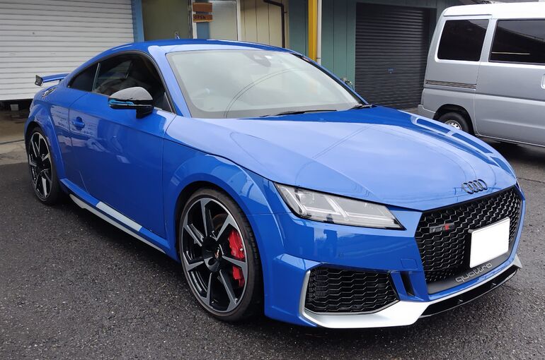 TT