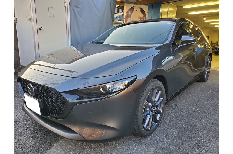 MAZDA3