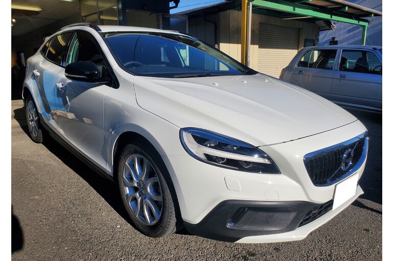 V40